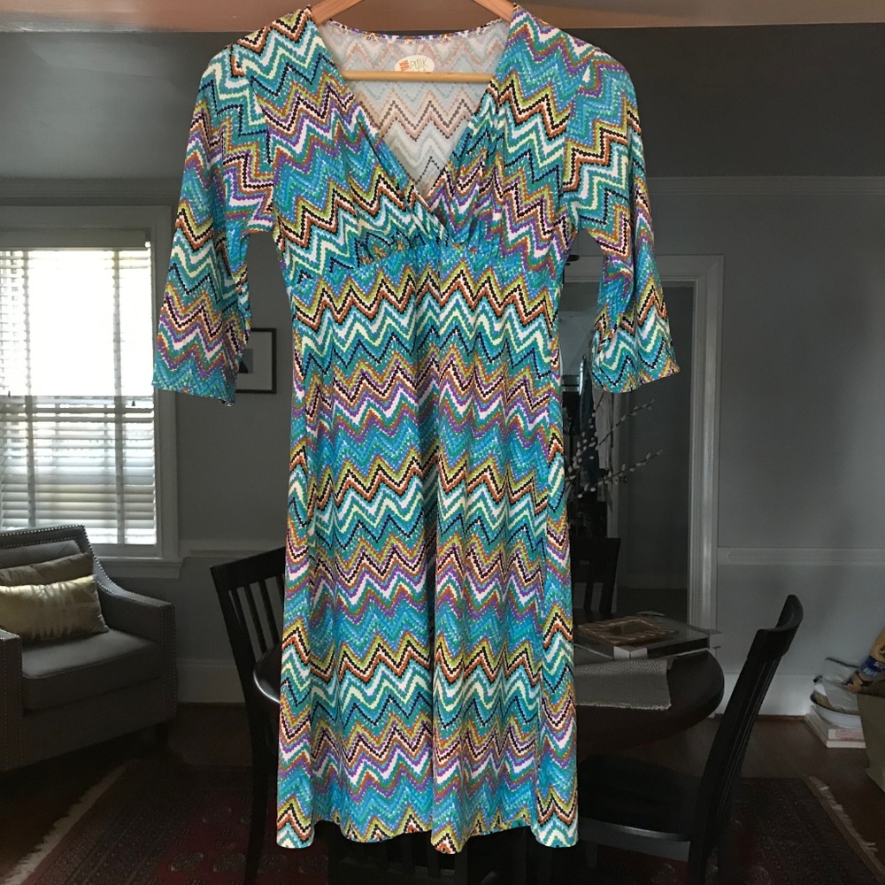 Spunkwear V-Neck 3/4 Sleeve Dress